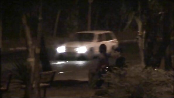 லண்டனின் உணர்ச்சி மசாஜ் ஜெசிகாவுக்கு மட்டுமே